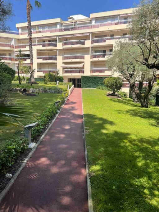 Elegant Appartement 2Pieces Piscinevue Mer Parking Vallauris Exterior photo